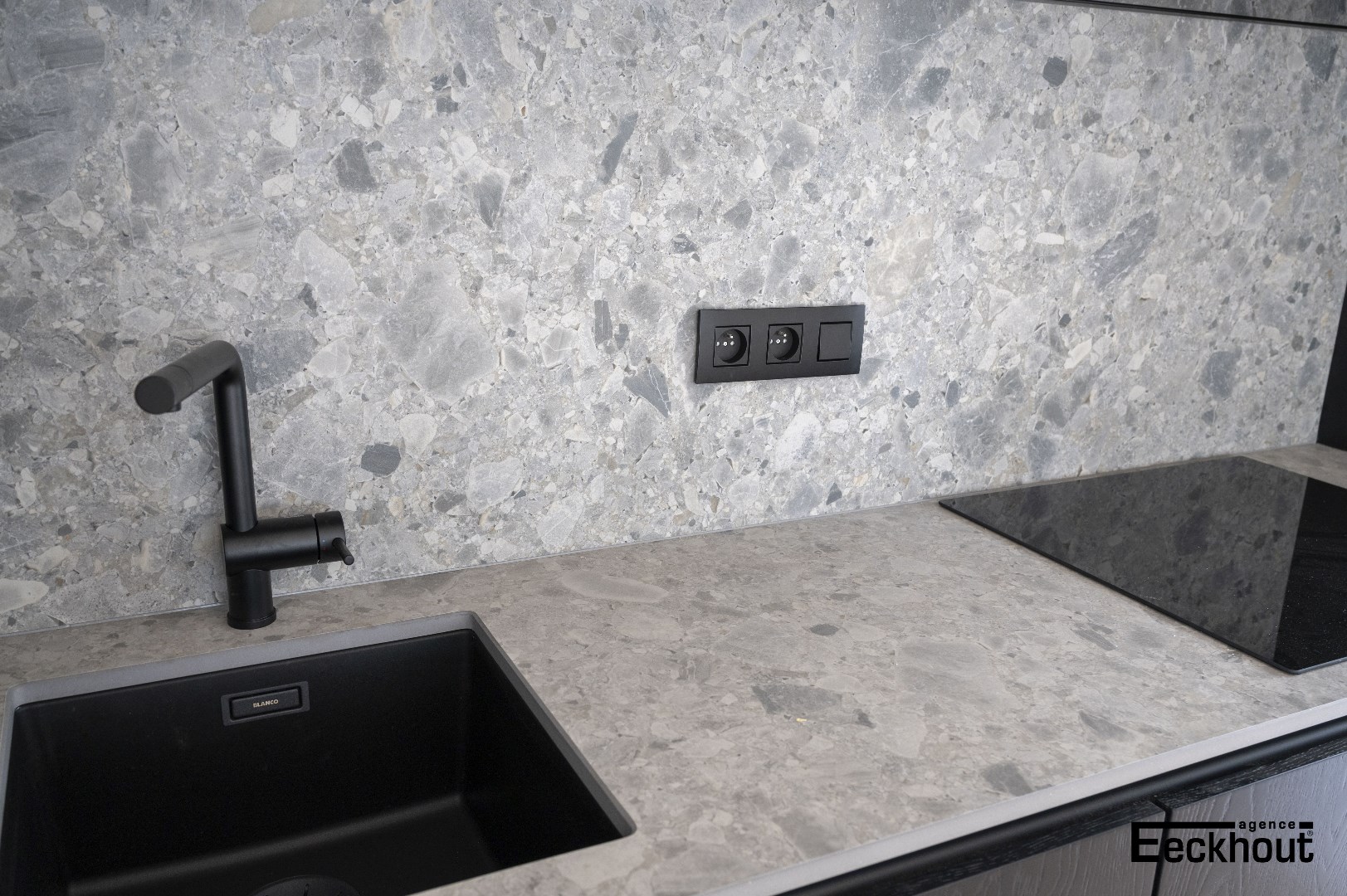 Luxe-appartement in uniek gebouw in het centrum van Oostende. - foto 2