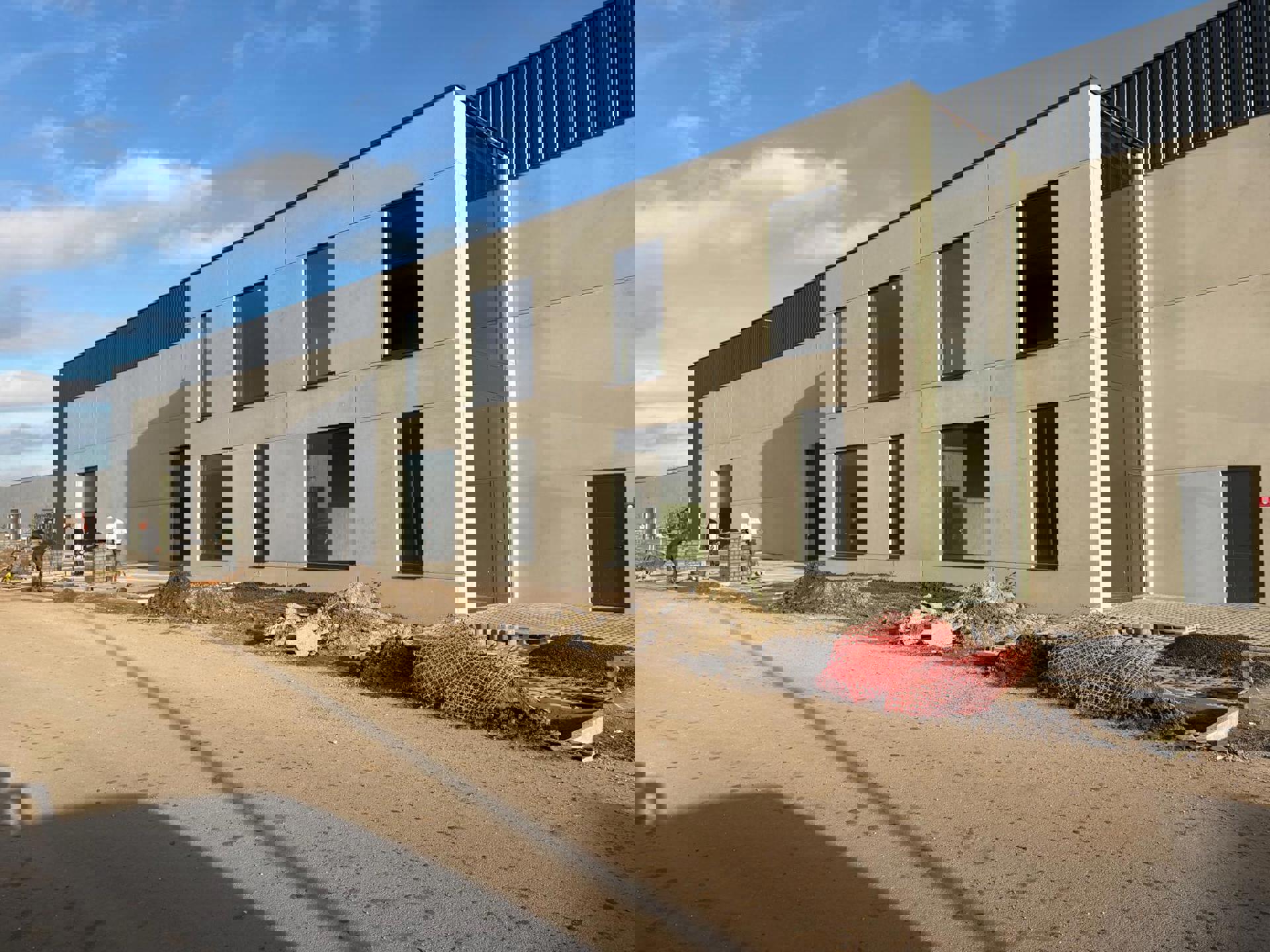 KMO-unit mét aparte bureauruimte (916m2!) - foto 1