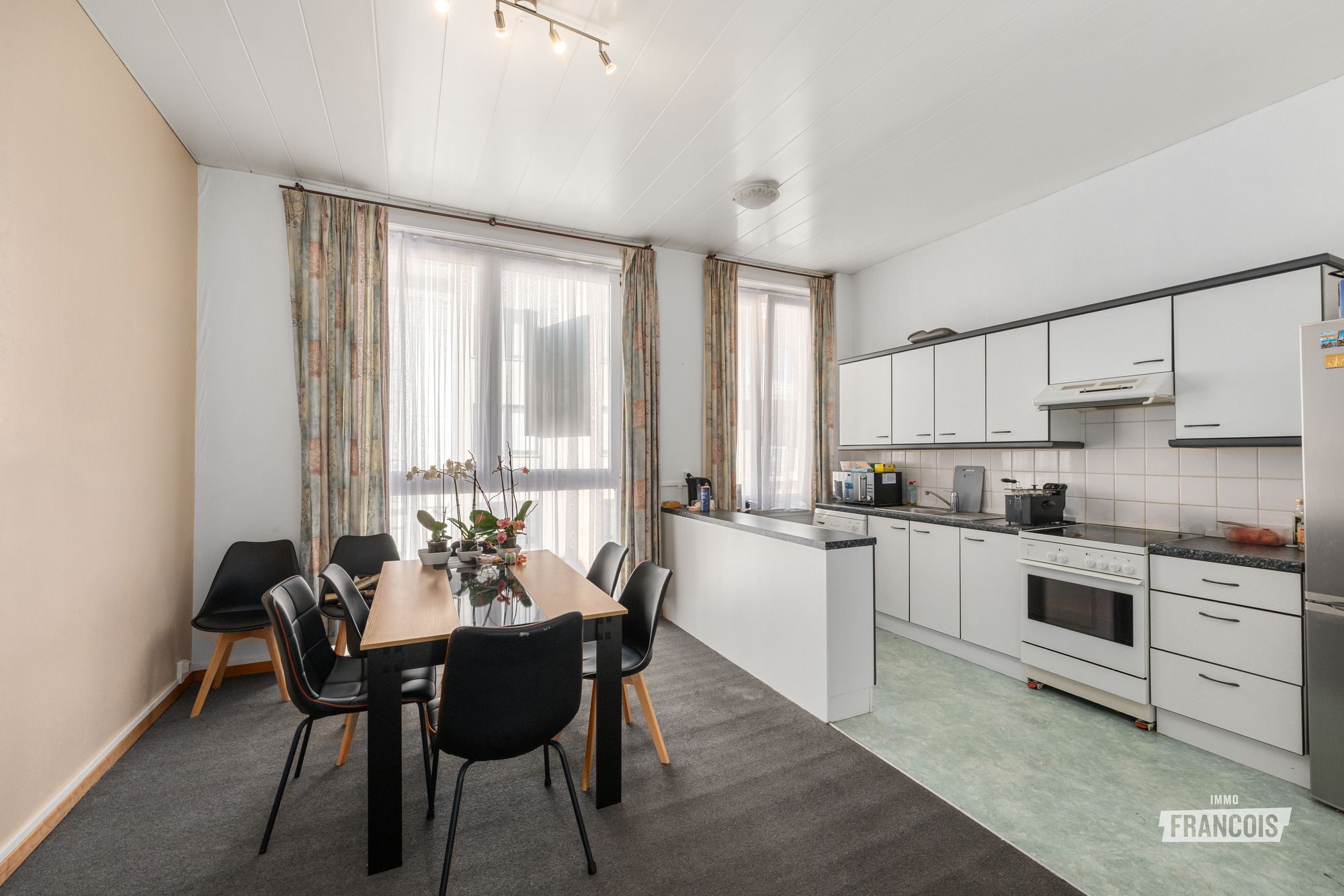 Duplex met heel wat mogelijkheden te koop op centrale locatie in Blankenberge - foto 1