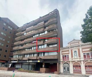 LICHTRIJK APPARTEMENT MET EEN LUXE UITSTRALING 2 de verd met lift op wandelafstand van de Grote Markt en de winkelstraat hal;sfeervolle  living...