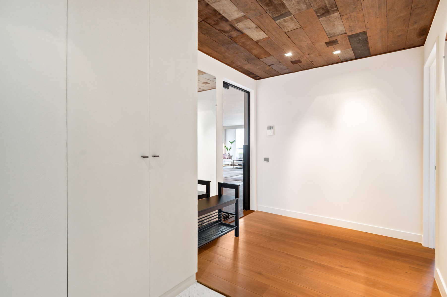 Volledig gerenoveerd en instapklaar appartement 121m² + 26m² terras - foto 4