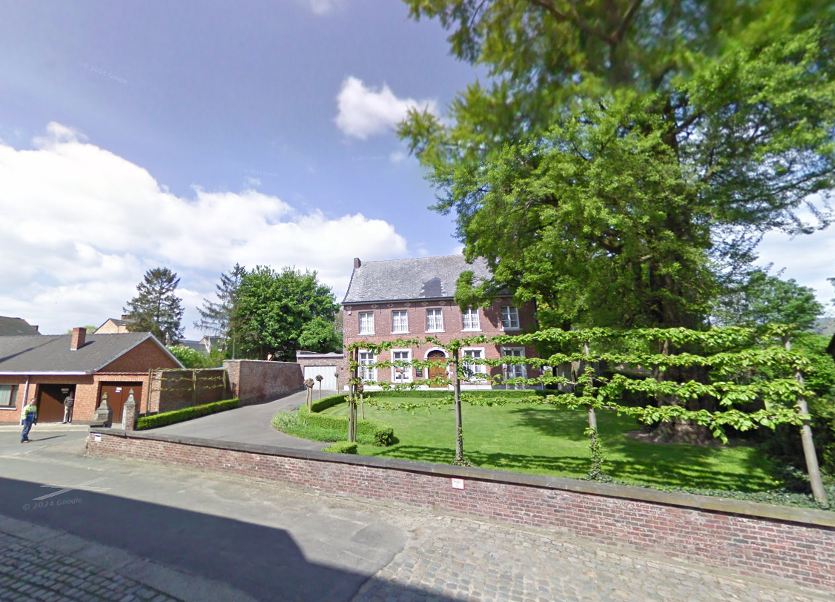 Zeldzame pastorie met monumentale tuin en commerciële potentie - foto 2