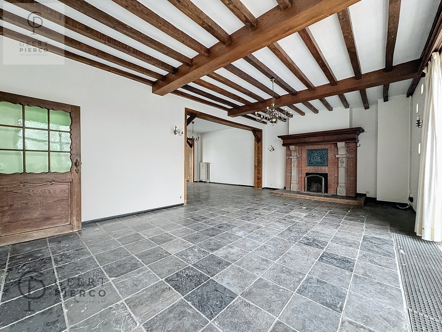 Ruim handelspand met ruim appartement - foto 4