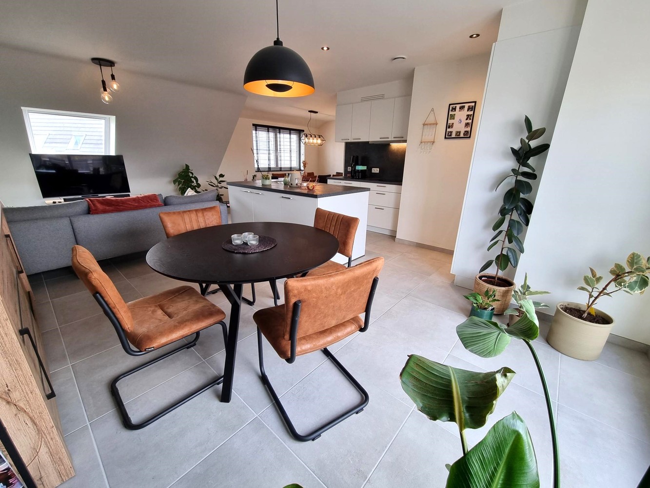 Ruim dakappartement van 95m² met zonnig, groot terras, kelderberging en parkeerplaats ondergronds. - foto 5