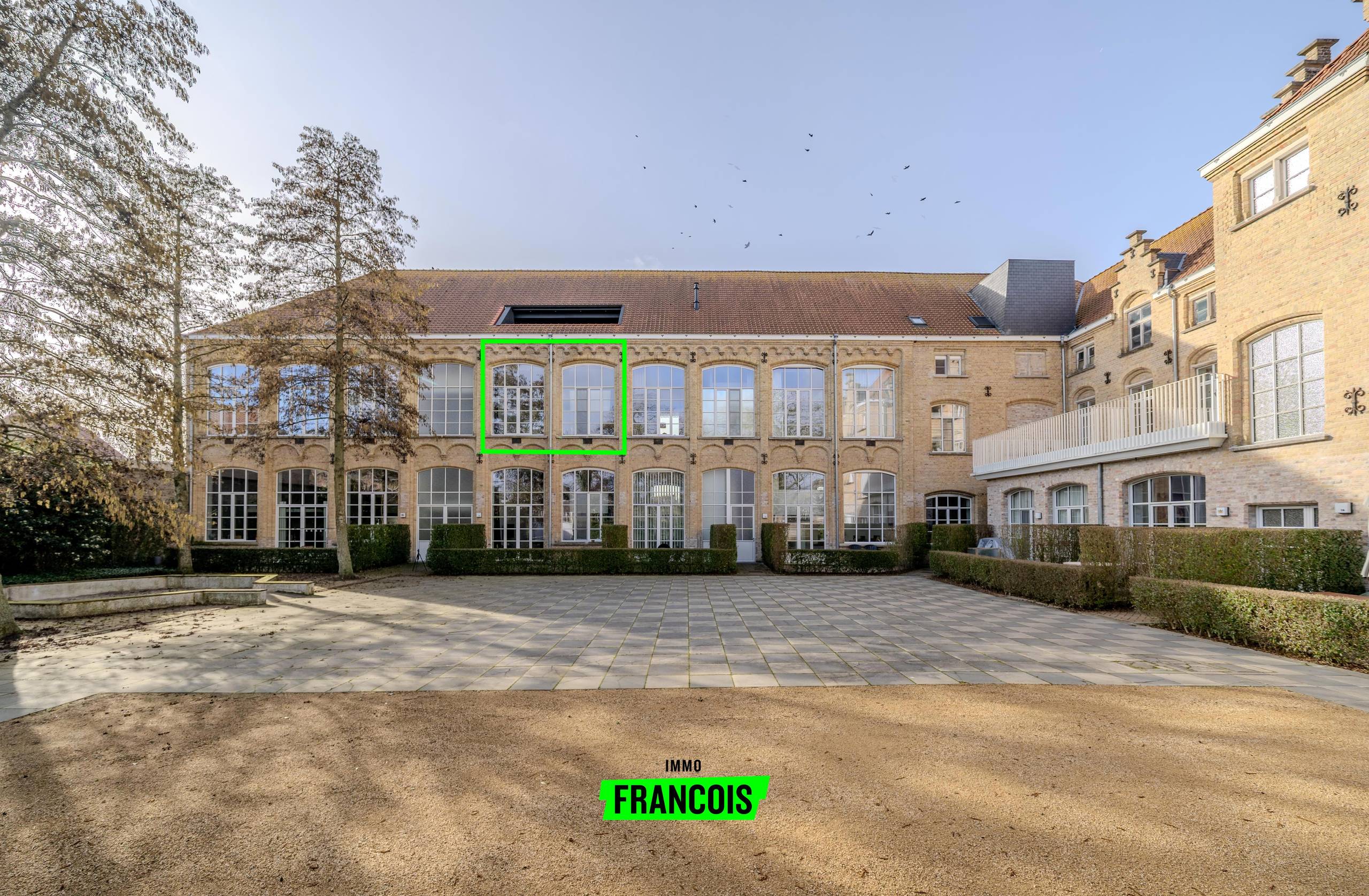 Duplex appartement te koop in centrum Diksmuide met terras en 2 slaapkamers! - foto 2