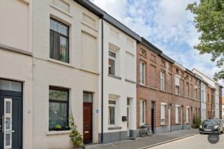 Meer info of een bezoek plannen via stephanie.mottie@homixx.be of 016 199 348.Op een uitstekende locatie in Mechelen bevindt zich deze charmante...