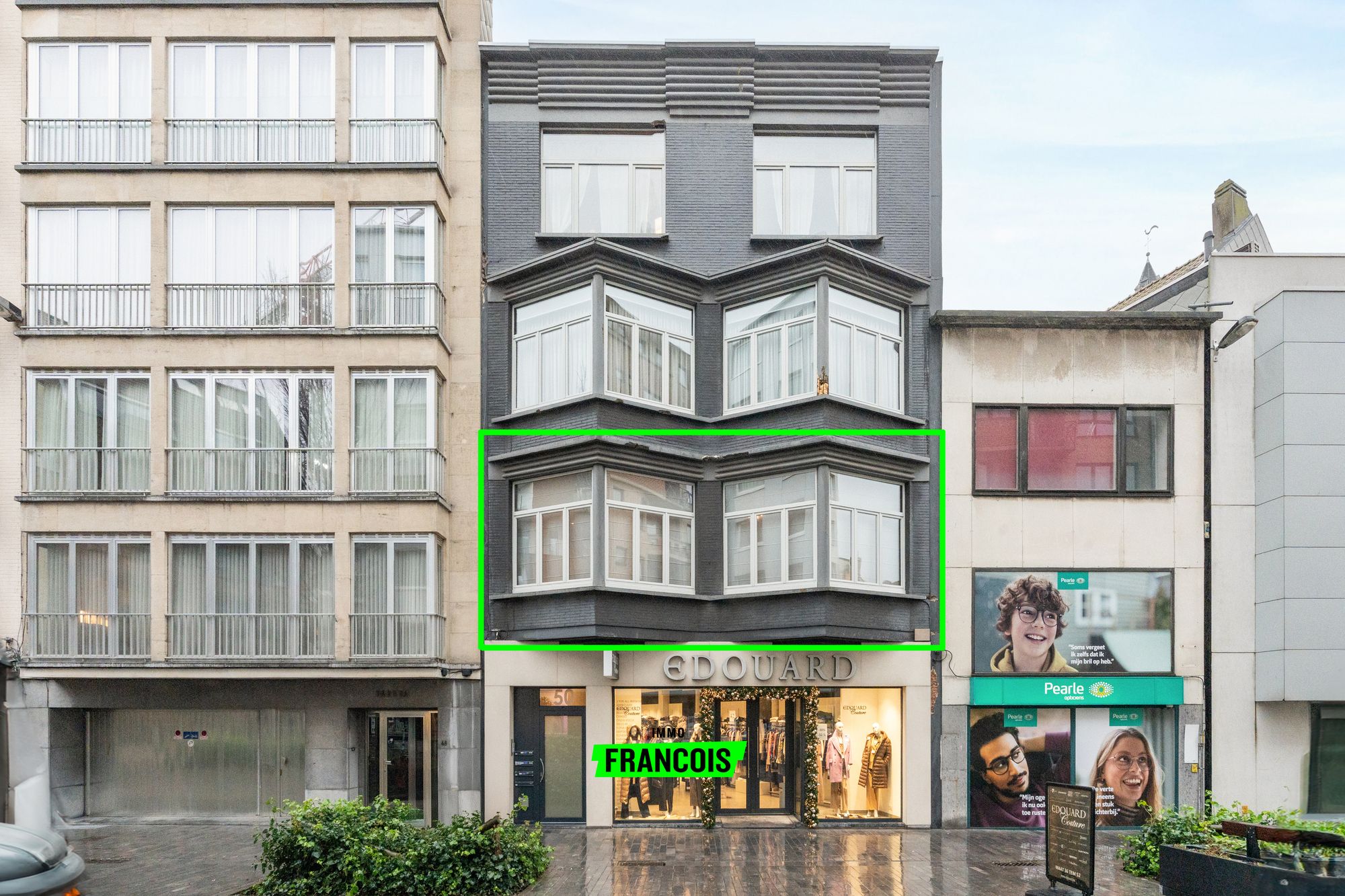 Riant tweeslaapkamer appartement pal in centrum Oostende (mogelijkheid aankoop autostaanplaats). - foto 4