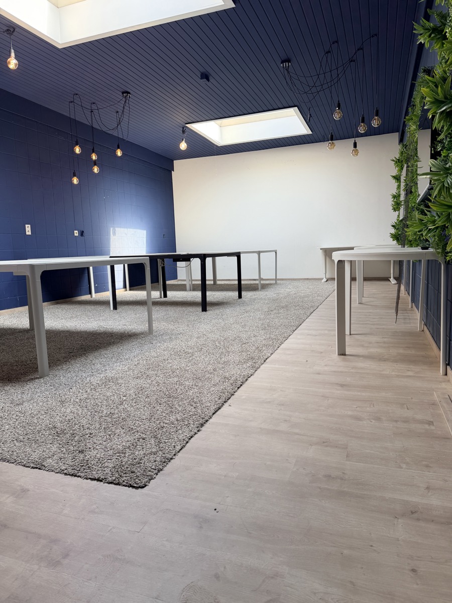 VEELZIJDIG COMMERCIEEL PAND MET WOONGEDEELTE OP TOPLOCATIE - foto 4