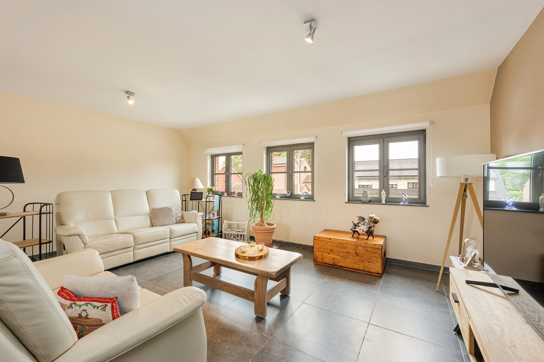 Mooi appartement op de eerste verdieping - foto 3