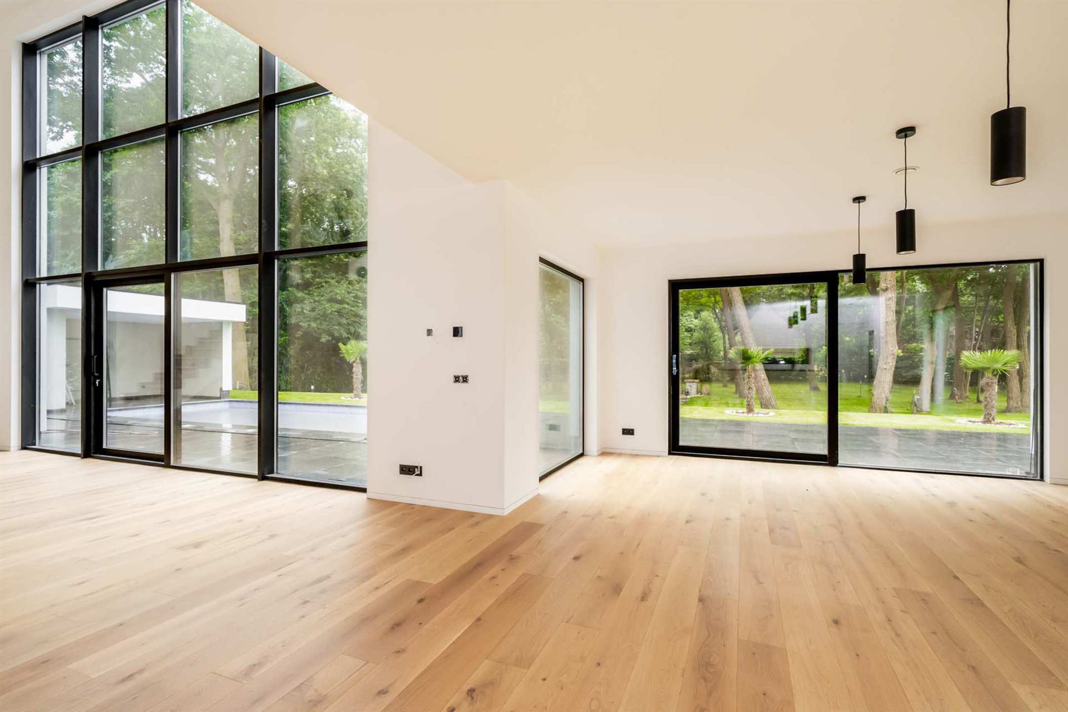 Luxueuze nieuwbouwvilla met zwembad - foto 2