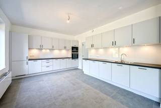 Uitzonderlijke aanbieding: 20.000 € korting op onze nieuwe appartementen! Grijp deze unieke kans om een huiseigenaar met gereduceerde prijs –...