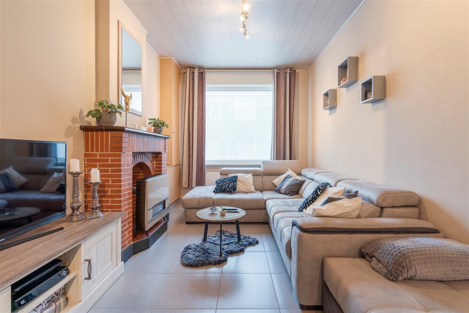 Huis met 2 garages - foto 4