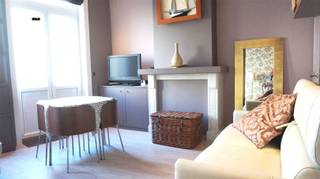   Gezellig 1-slaapkamerappartement met terras nabij zee en centrumOp zoek naar een instapklaar appartement aan een betaalbare prijs? Dit charmante...