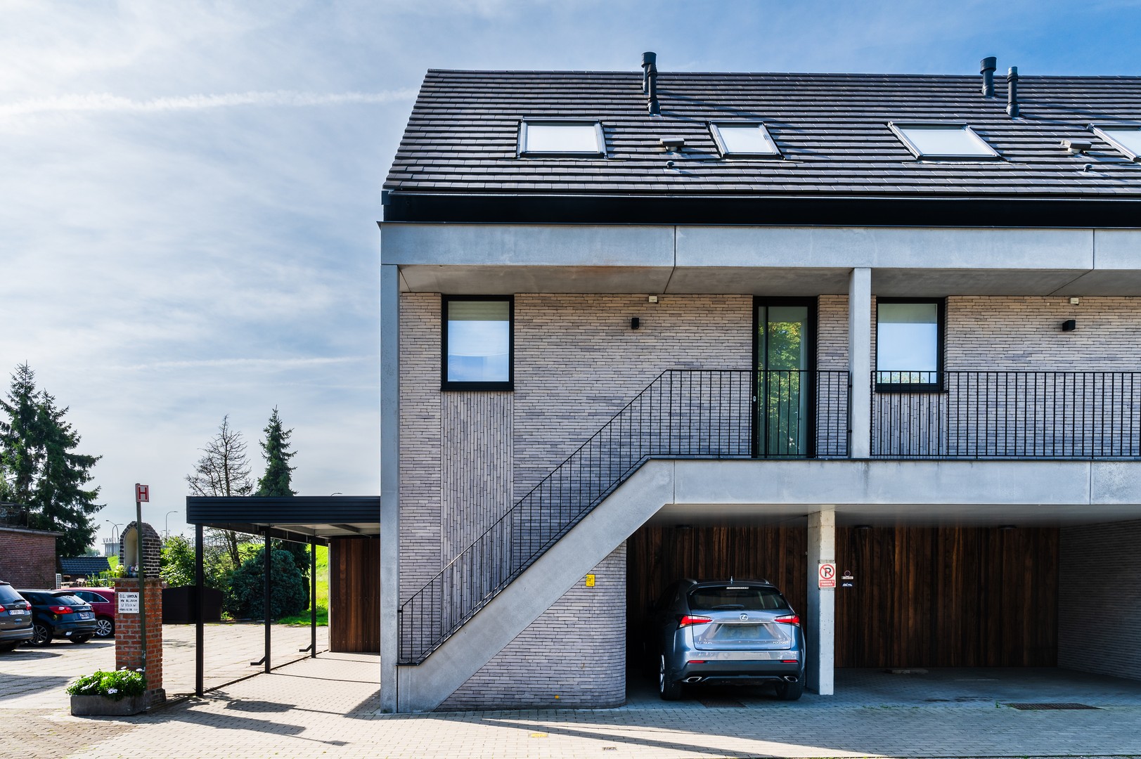 Duplex appartement met autostaanplaats te Zwijndrecht - photo 3