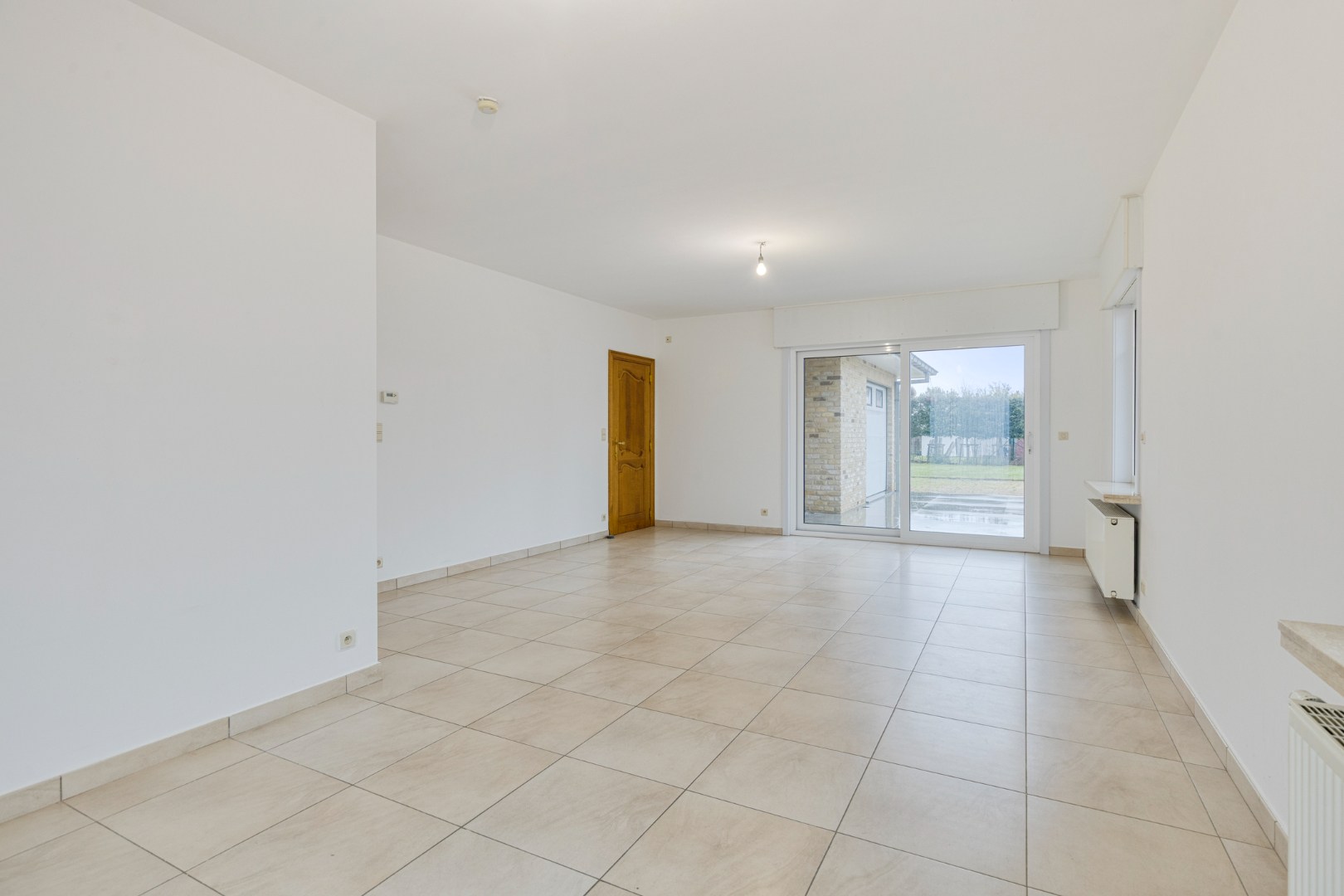 Zeer degelijke villa op 947 m² in het centrum van Rekkem! - foto 3