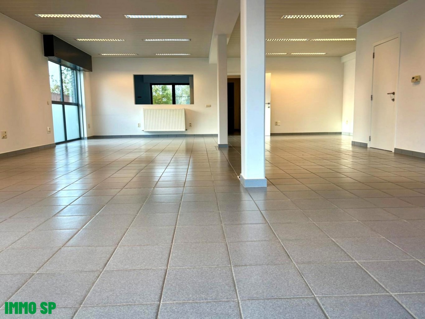 Commercial à louer à Geel - photo 4