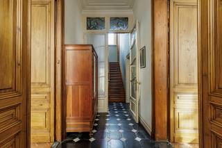 (Attesten, grondplannen en video vindt u terug onder “Documenten” op de Wellimmo-site.)Dit prachtige burgerhuis in Louis-Philippestijl...