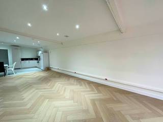 Dit volledig gerenoveerde kantoorgebouw te huur bevindt zich in de Kouterstraat, de belangrijkste commerciële straat van Temse, en geniet van...