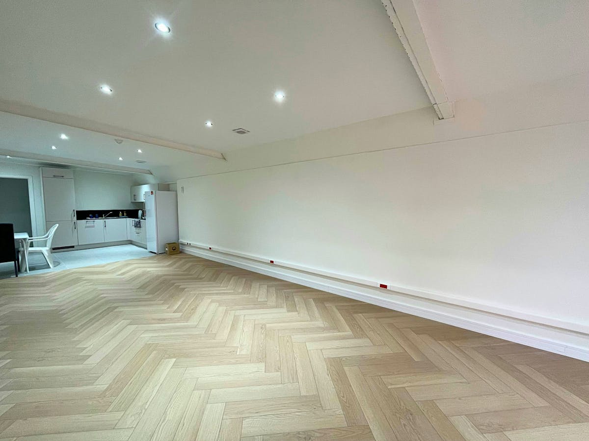 Kantoor (ca. 800 m²) te huur in Temse - foto 2