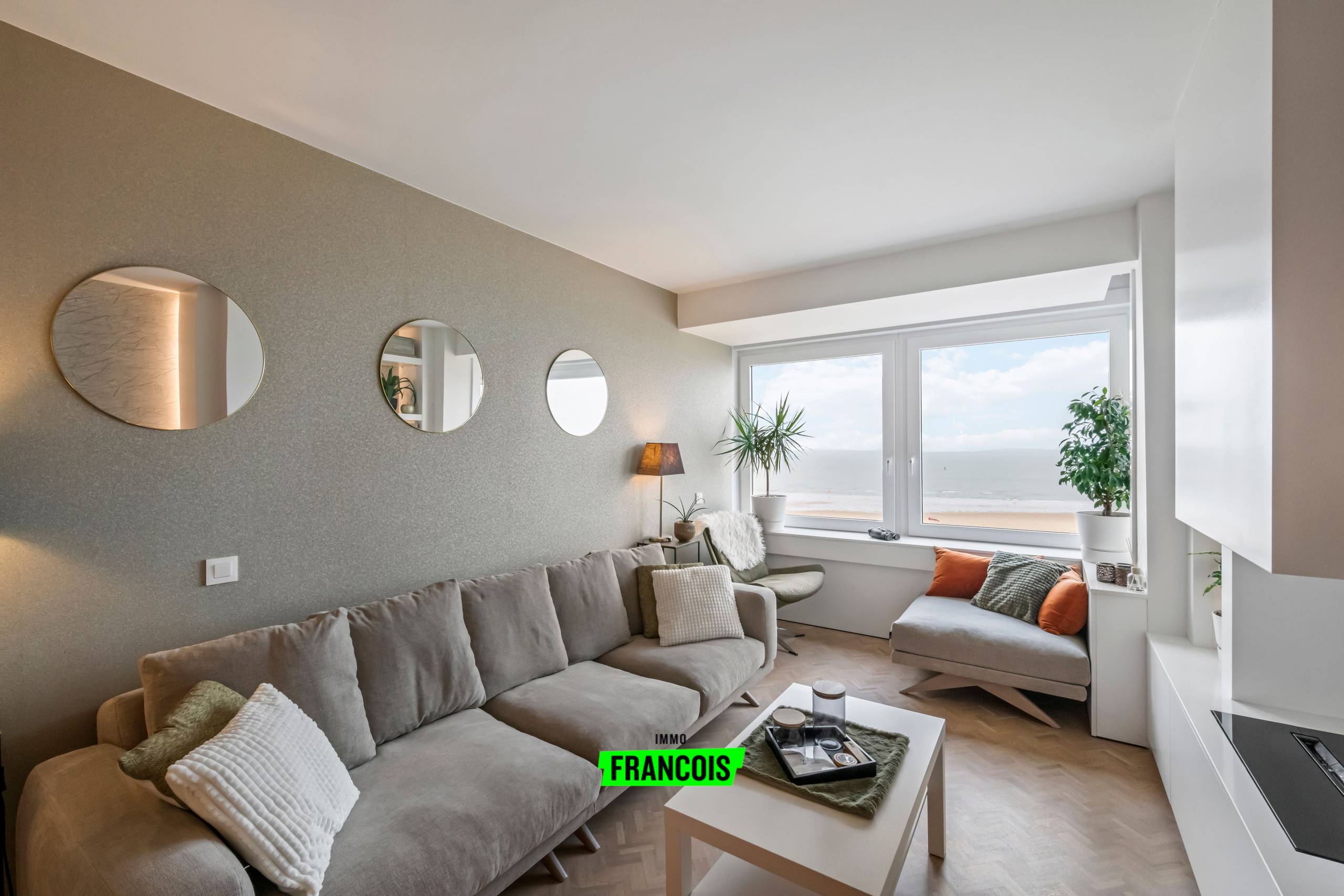 Luxueus gerenoveerd appartement met frontaal zeezicht op de Albert I Promenade te Oostende. - foto 5