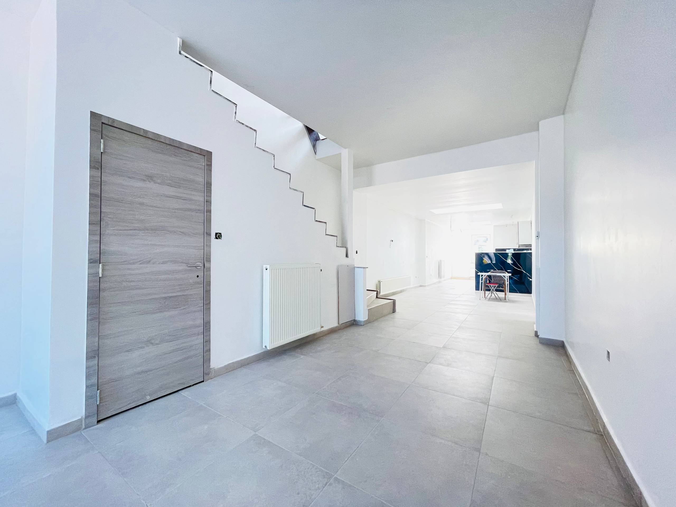 Ruime gerenoveerde woning in centrum Menen. - foto 3