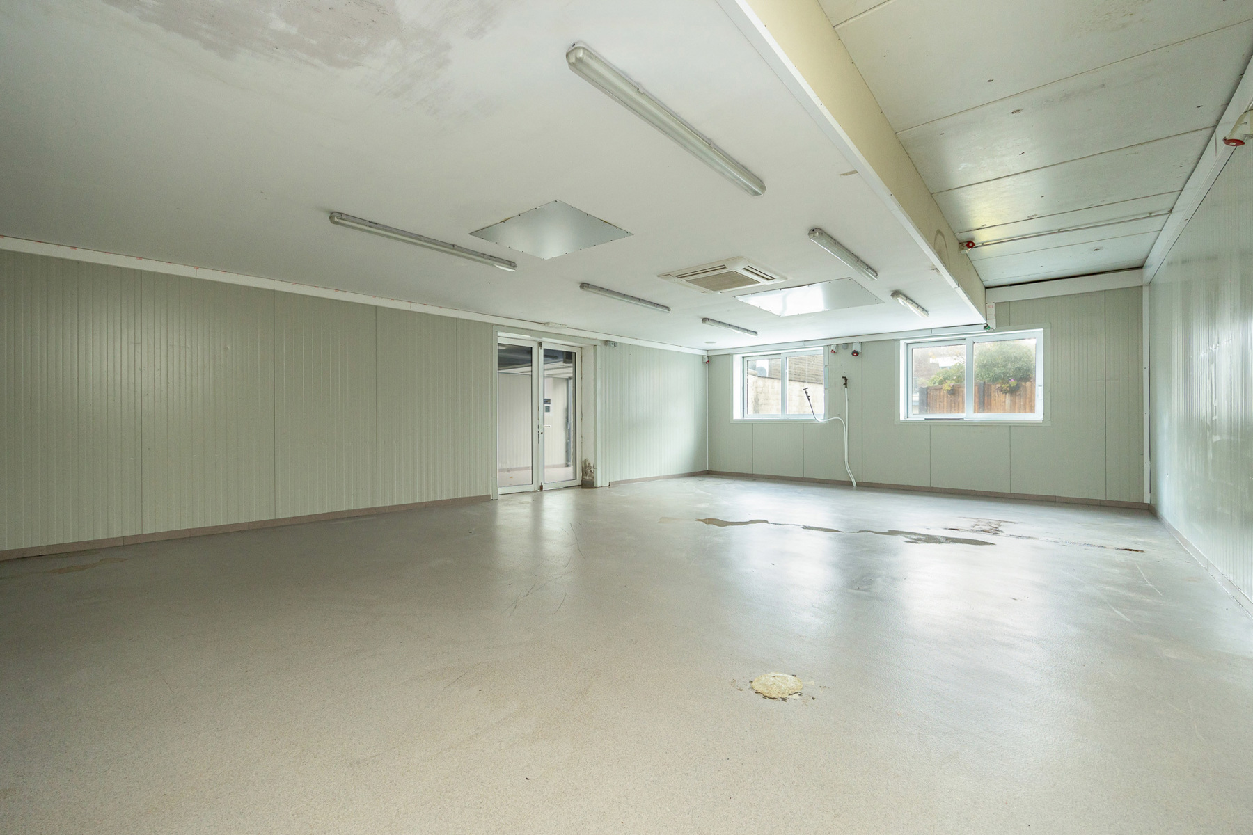 Commercial à vendre à Dessel - photo 1