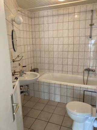 AALST - Instapklare studioInschrijven voor het geplande bezoekmoment kan via de website => www.immoderas.be/afspraak-instructieDeze studio is zeer...