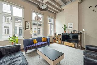 Op zoek naar een stijlvol gerenoveerd huis waar je meteen thuis bent? Dan is dit pareltje in de Rotterdamstraat 40 helemaal wat je zoekt:...