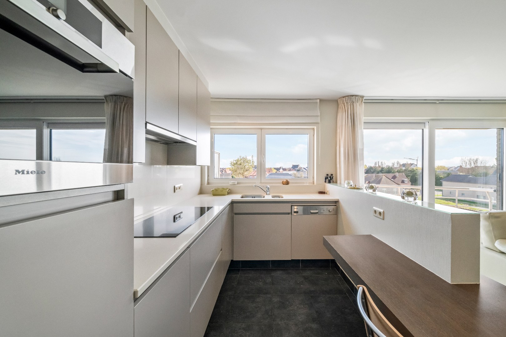 Ruim appartement + GARAGEBOX - foto 4