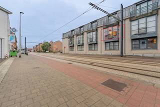 Ben je op zoek naar een instapklaar appartement op een strategische ligging in Zwijnaarde? Zoek niet verder! Dit appartement te Jan...