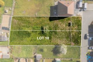 Bouwgrond te Brakel, gelegen in de rustige verkaveling "Meierij".Kenmerken :- geen doorgaand verkeer, rustige wijk- vergund- bouwplannen zijn...