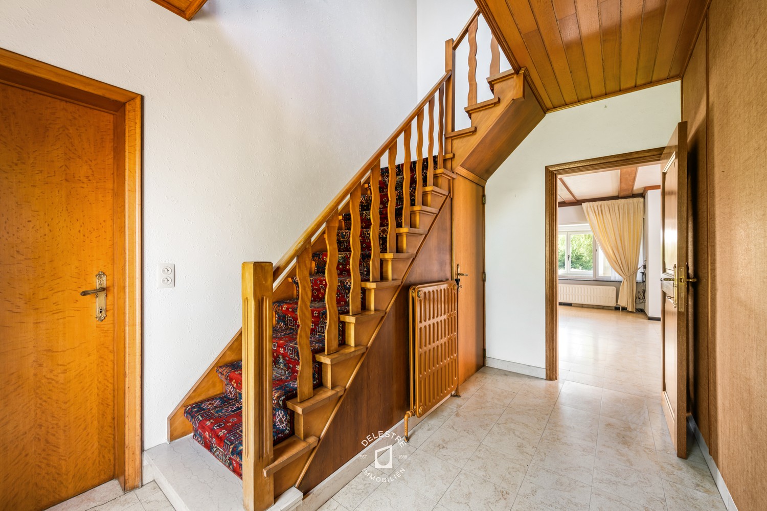 Ruimte, rust en potentieel: solide gezinswoning met volledige onderkeldering op 1.156 m² - foto 5