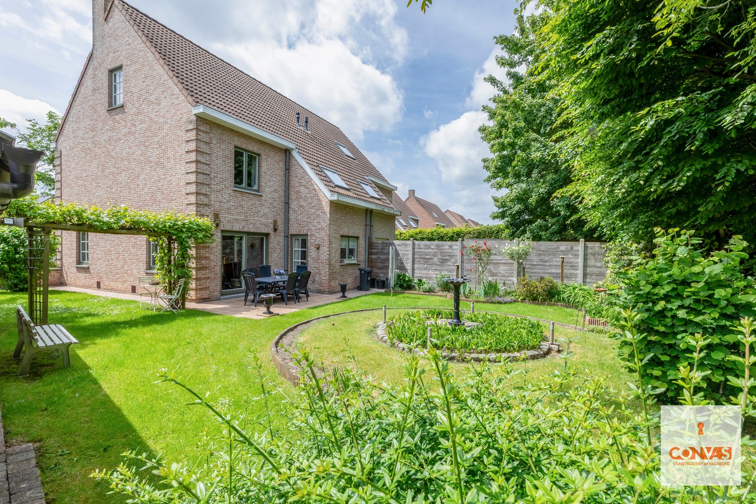 Ruime HOB met tuin in rustige woonwijk - photo 2