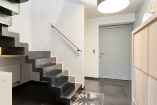 [[ DIT PAND NEEMT DEEL AAN DE ERA OPEN HUIZEN DAG OP 6/12 VAN 13:00 TOT 14:00 ]]In een doodlopende straat in een rustige, residentiële wijk van...