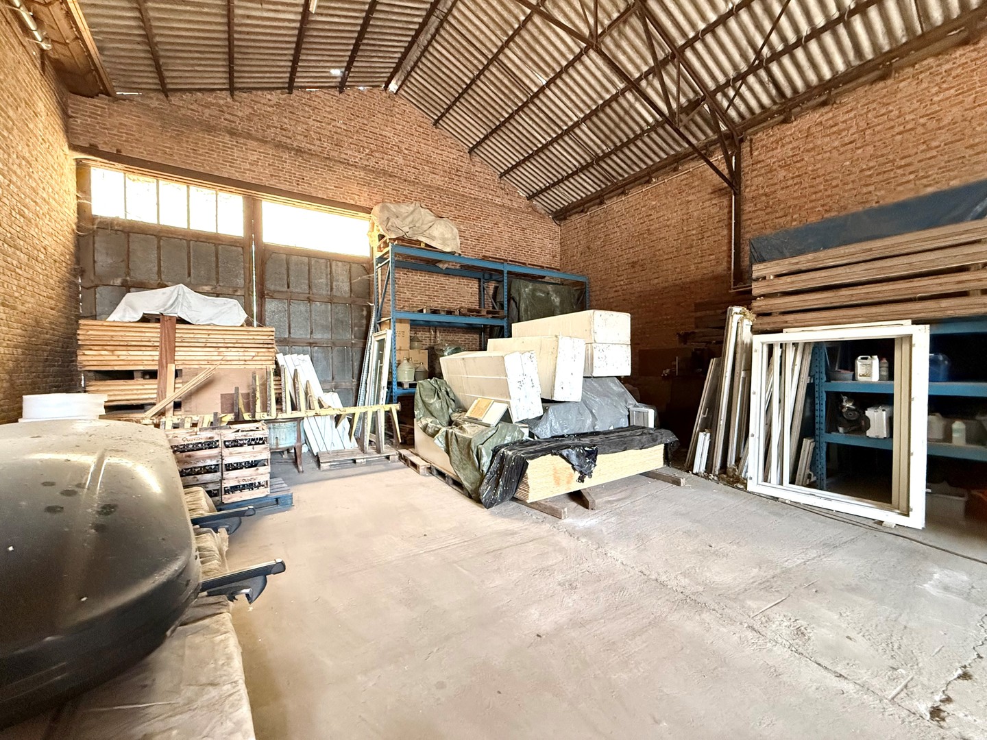 Magazijn te koop in Beveren-Leie ideaal voor zelfstandigen - photo 3