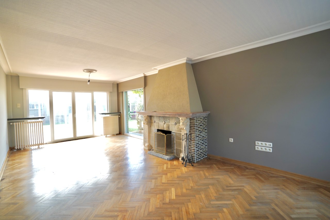 Instapklaar woonhuis met loods(en) te Ertvelde ! - foto 5
