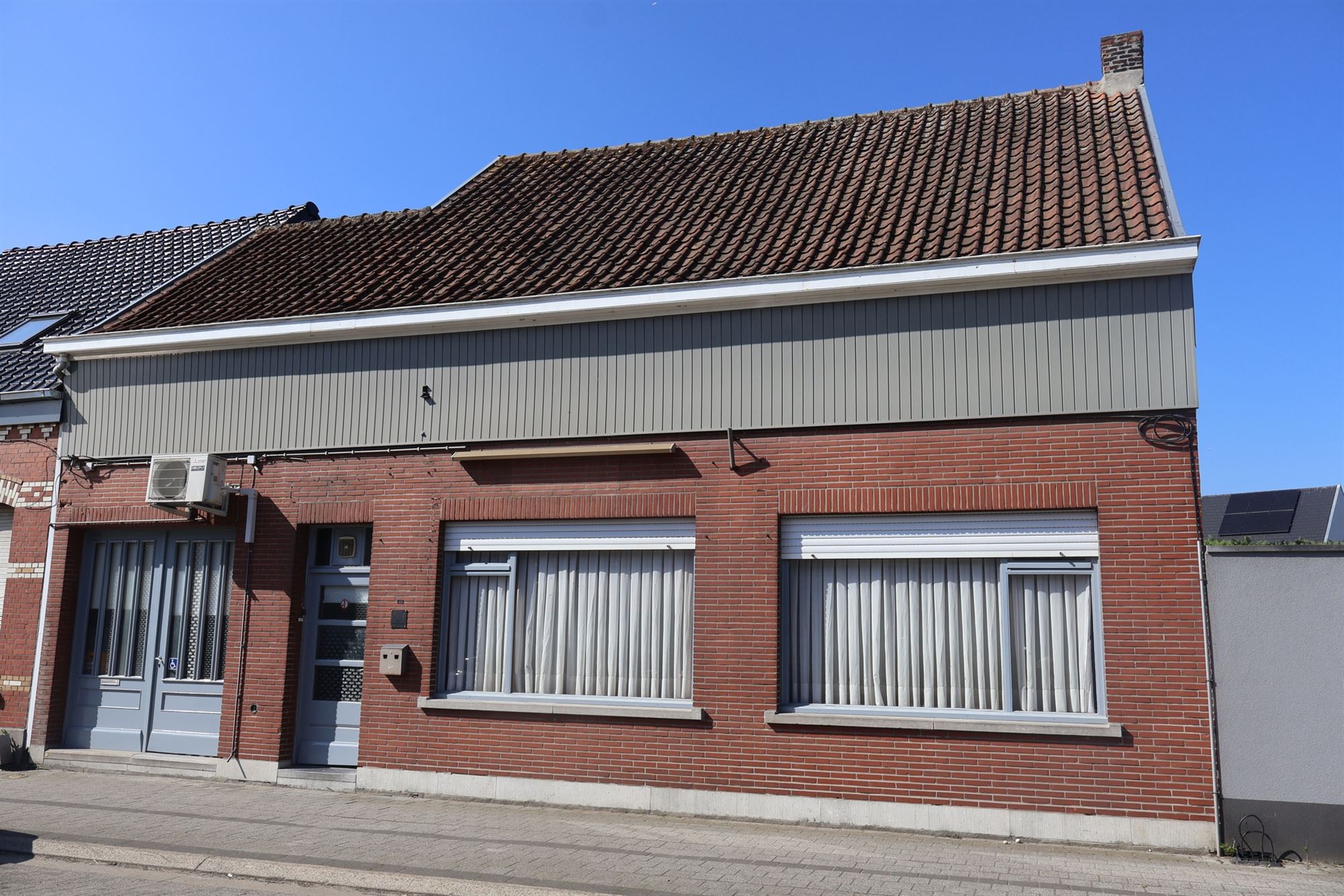 Commercial for sale in Beveren-Kruibeke-Zwijndrecht
