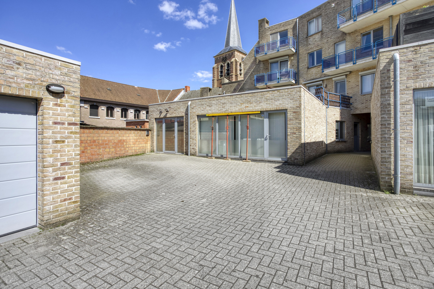 Gelijkvloers appartement met 2 slpk - gelegen in het centrum - foto 4