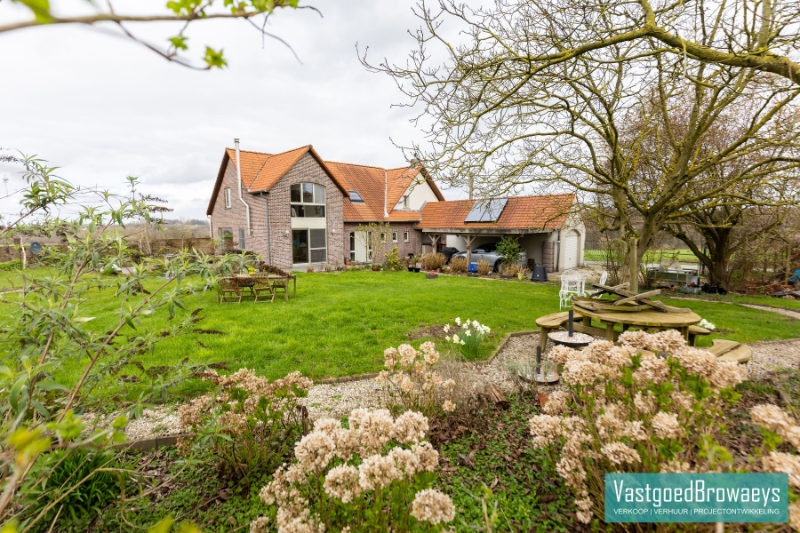 Energiezuinig landhuis te koop in Maarkedal – uitzonderlijke ligging op 8.840 m² - foto 3