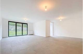 Ontdek in het hart van het dorp Orp, in een volledig gerenoveerde privéwoning met één verdieping van +/- 113 m 2, klaar om in te trekken. Het...