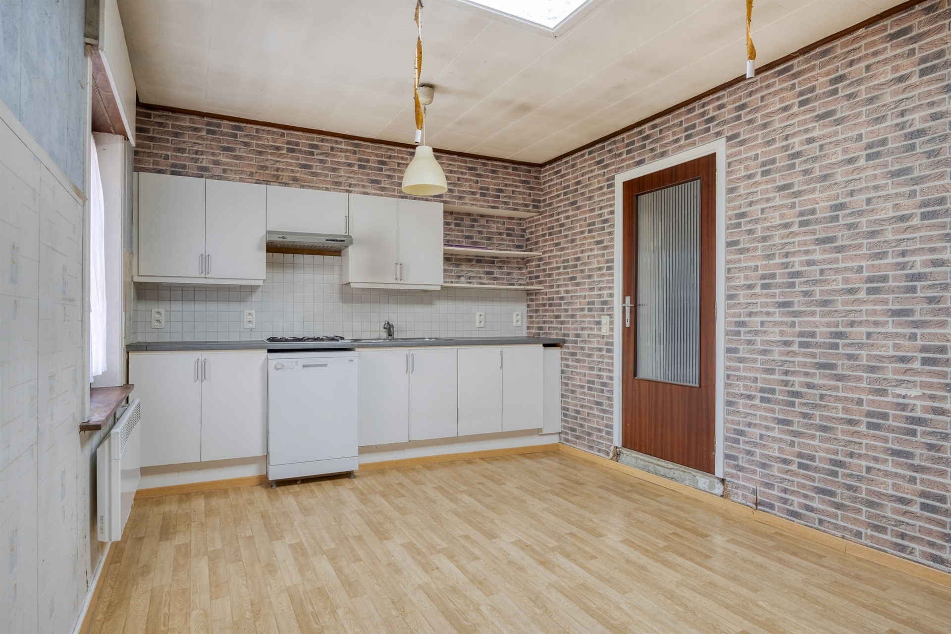 Te renoveren woning met 4 kamers - foto 3