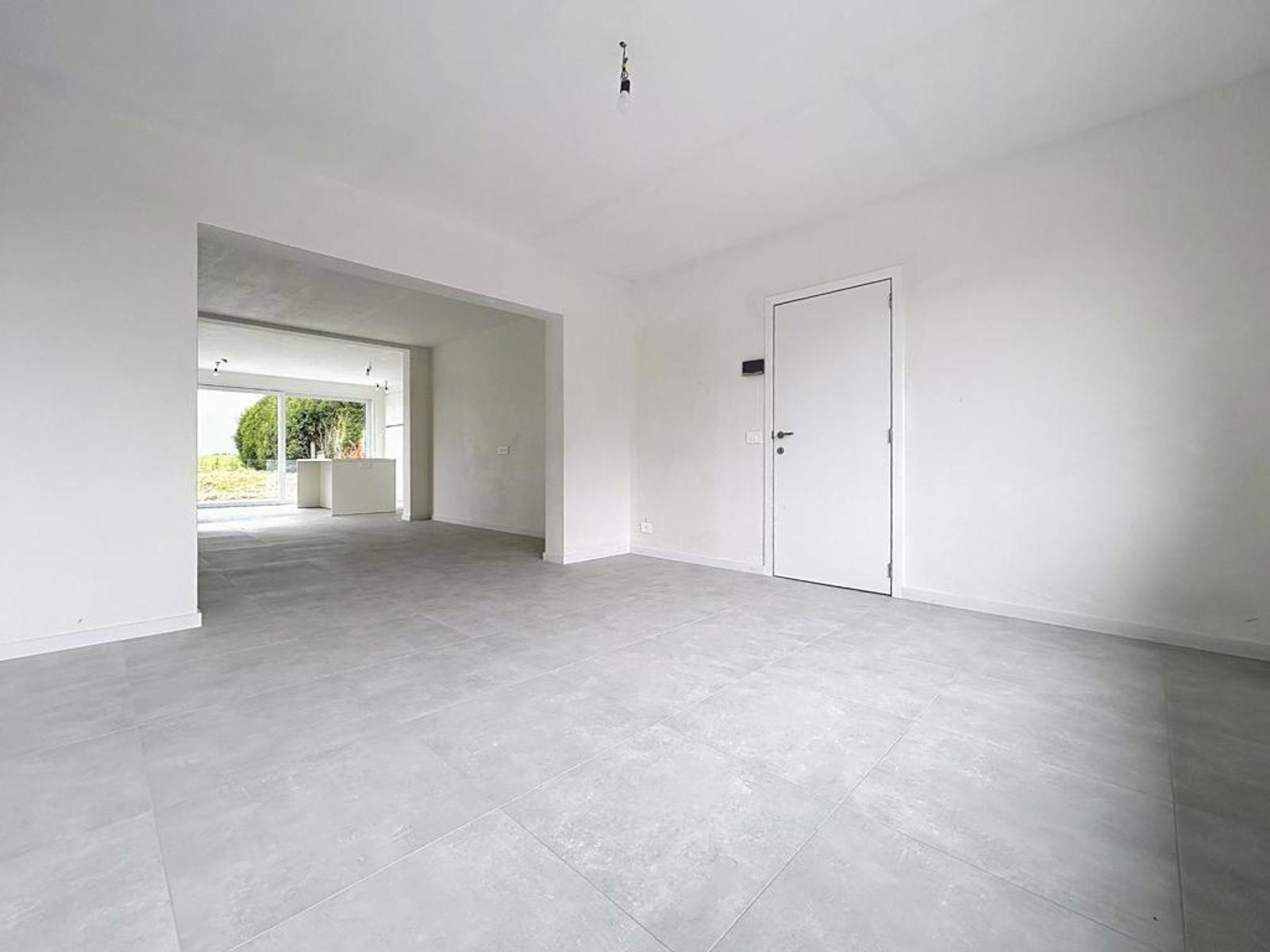 Gerenoveerde woning met 3 slpks en tuin met verzicht - foto 4