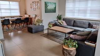 Sint-Baafs-Vijve: woning te huur met 2 slaapkamers en een grote tuin.Deze open bebouwing is centraal gelegen, dichtbij invalswegen. Het is een ruime...