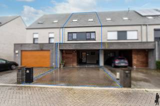 Modern en gezellig wonen in het hart van MinderhoutIn een rustige, doodlopende en bijzonder kindvriendelijke straat in Minderhout bevindt zich deze...
