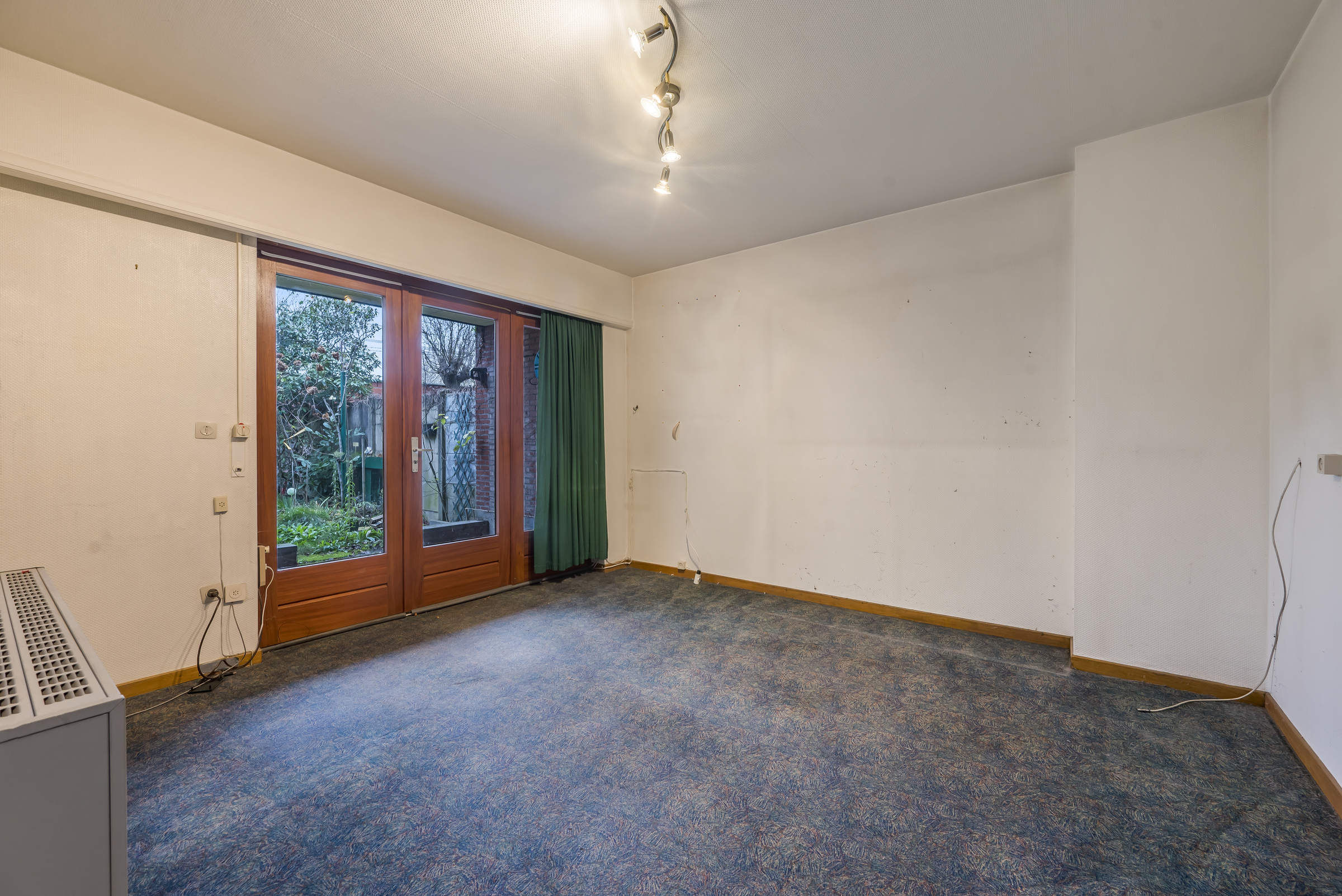 Grote, Statige Woning met Garage in centrum Burcht - foto 3