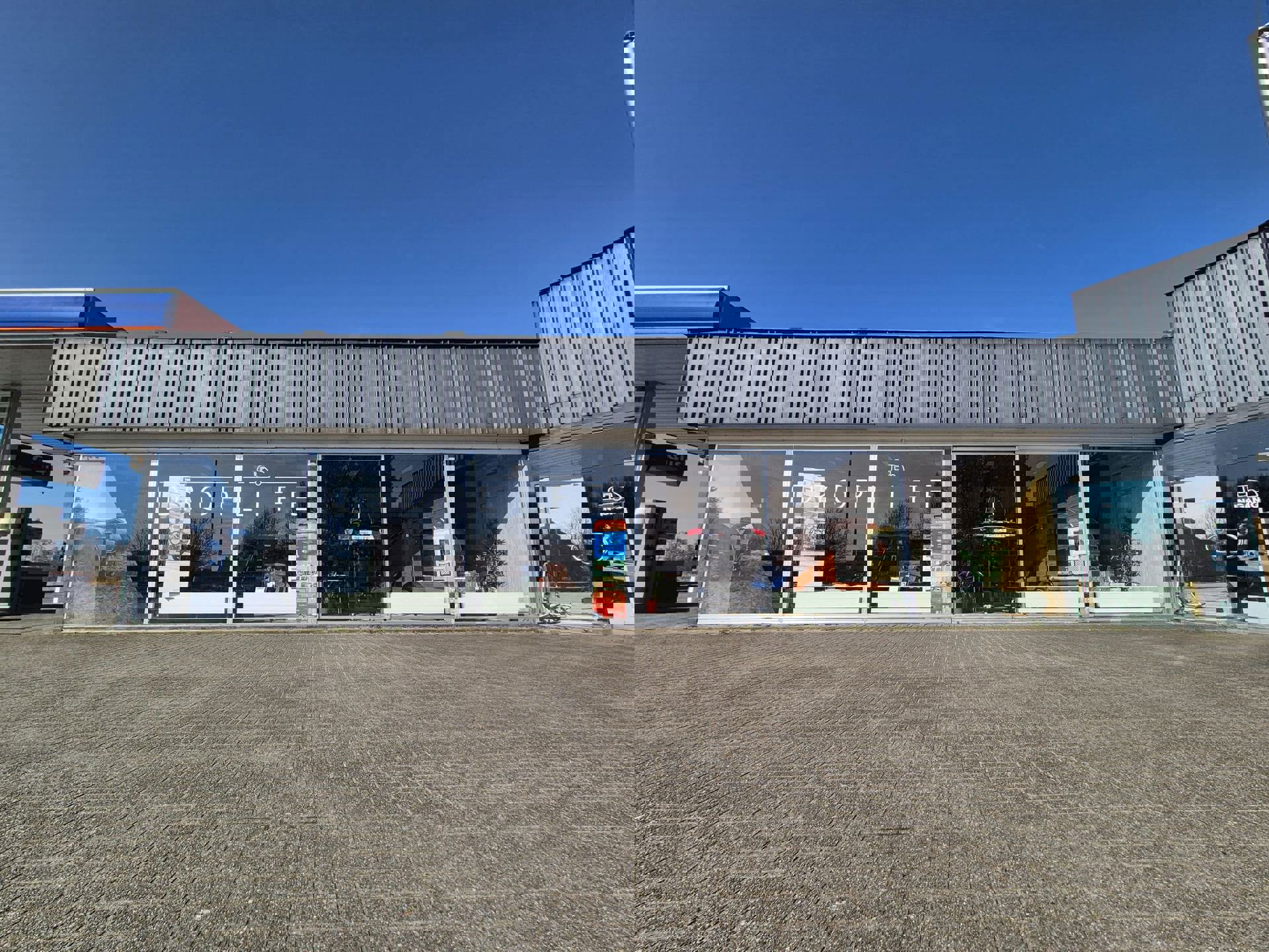 Handelsruimte met veel potentieel te Hansbeke - foto 1