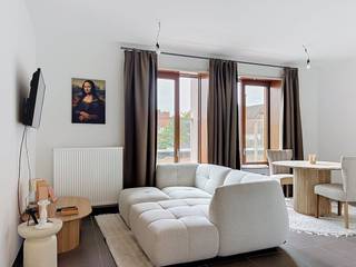 Vous recherchez un appartement confortable dans un endroit calme mais proche de tout ? Alors c'est définitivement quelque chose pour vous ! L'appartement dispose d'une chambre avec salle de bain attenante, d'un espace de vie confortable avec une cuisine ouverte.<br /><br />MISE EN PAGE :<br />- espace de vie confortable<br />- cuisine ouverte avec connexion directe à l'espace de vie<br />- rangement<br />- toilettes pour invités<br />- chambre<br />- salle de bain attenante avec douche et lavabo<br /><br />GÉNÉRAL :<br />- appartement confortable<br />- EPC favorable<br />- bien situé à proximité du centre de Waregem et des routes d'accès<br />- bien entretenu<br /><br />Le moyen le plus rapide pour visiter cette propriété ? Demandez votre visite via le bouton rouge de notre site web (www.dewaele.com) et vous serez contacté par notre expert en location Jolien. Les rendez-vous ne peuvent pas être pris par téléphone. Si vous avez d'autres questions, veuillez nous contacter par téléphone au 056 605 605.