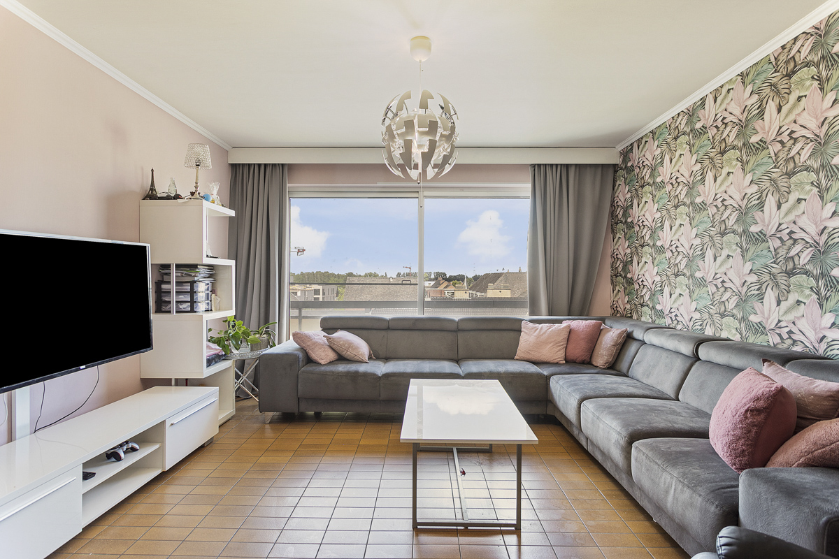 Appartement met 3 slaapkamers en autostandplaats in Bree. - foto 3