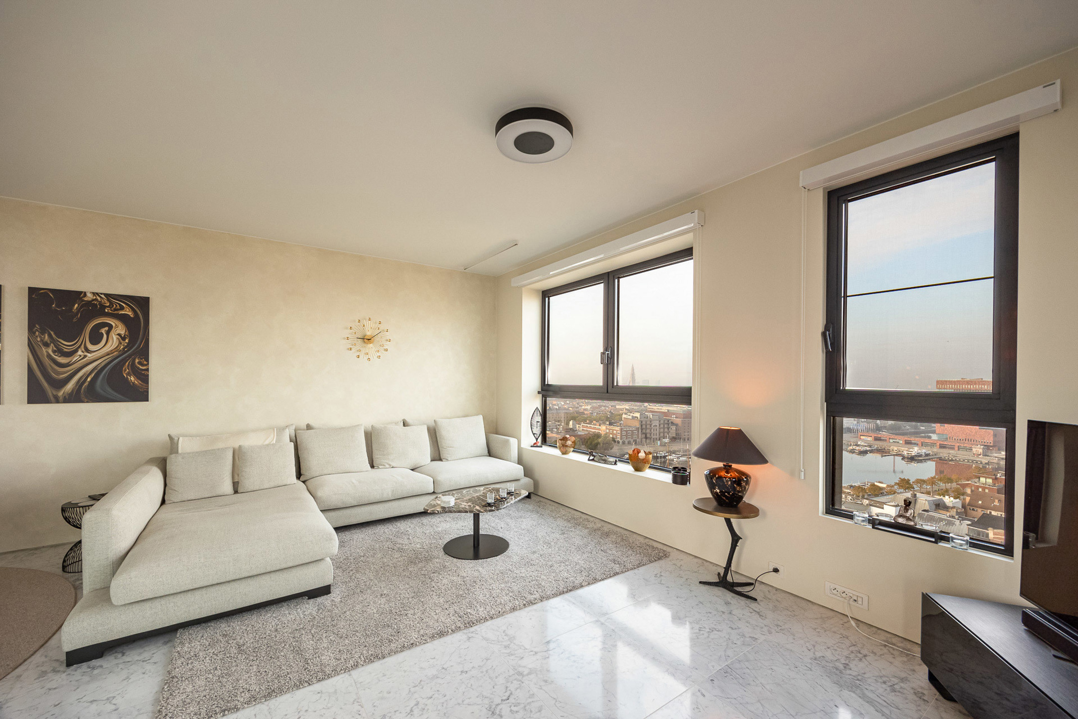 Uniek luxe appartement te residentie London Tower - foto 1