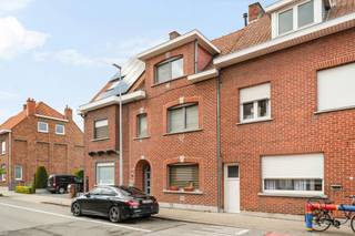 Rustig wonen in het hart van Kuurne? Deze charmante en instapklare gezinswoning combineert ruimte, licht en comfort met een uitstekende...